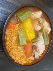 Caldo de pollo (Chicken soup)